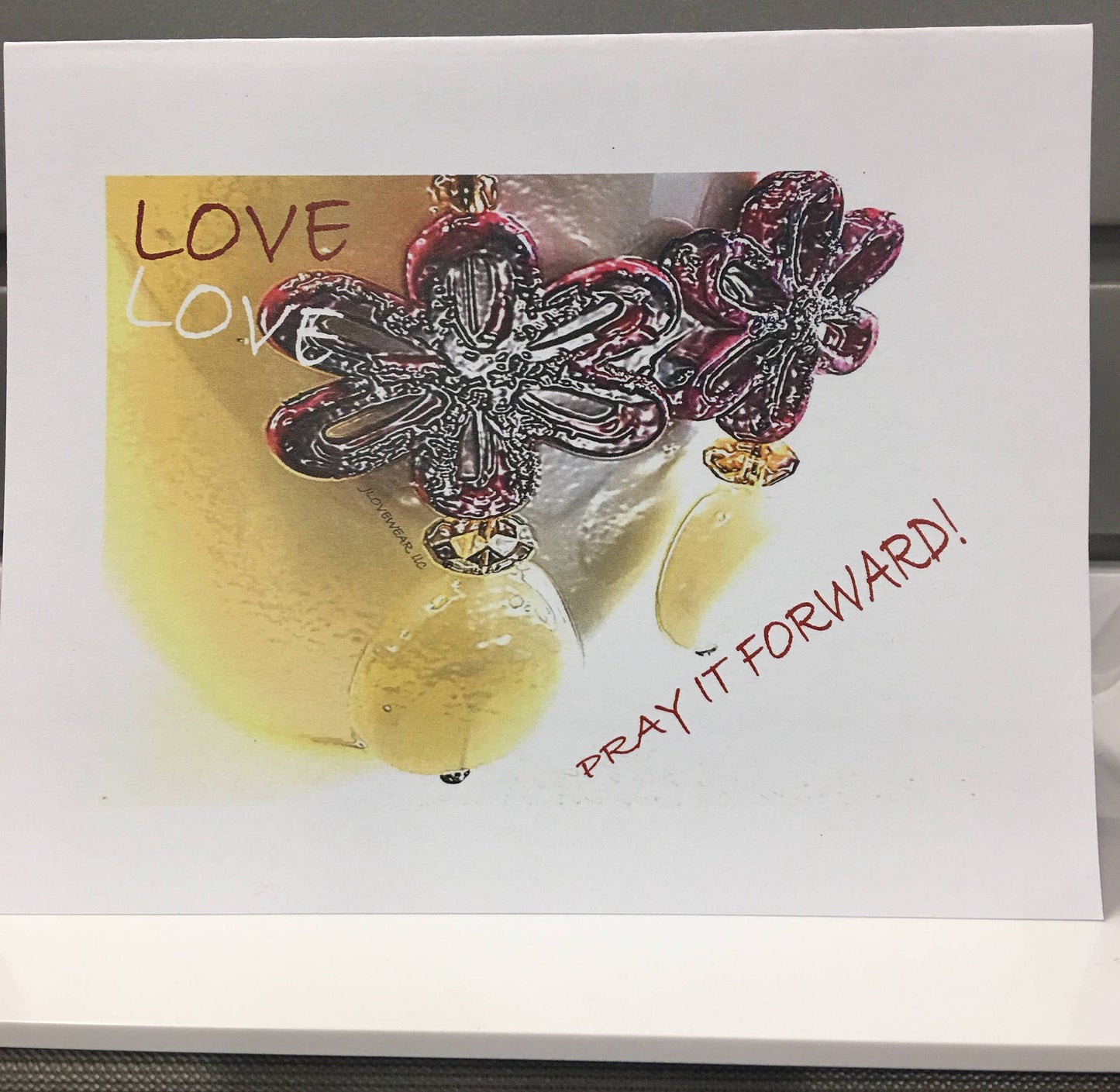 Love * Pray It Forward! Note Cards, Set of 8 Greeting Cards Packaged