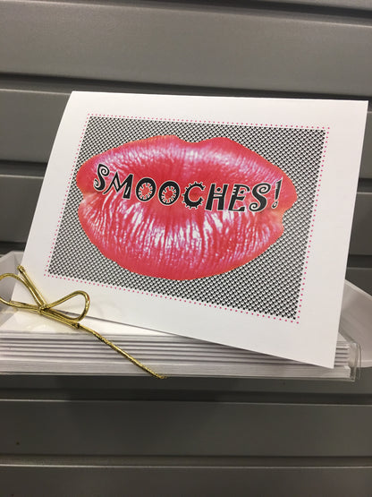 SMOOCHES! Note Card - Set of 8 cards packaged