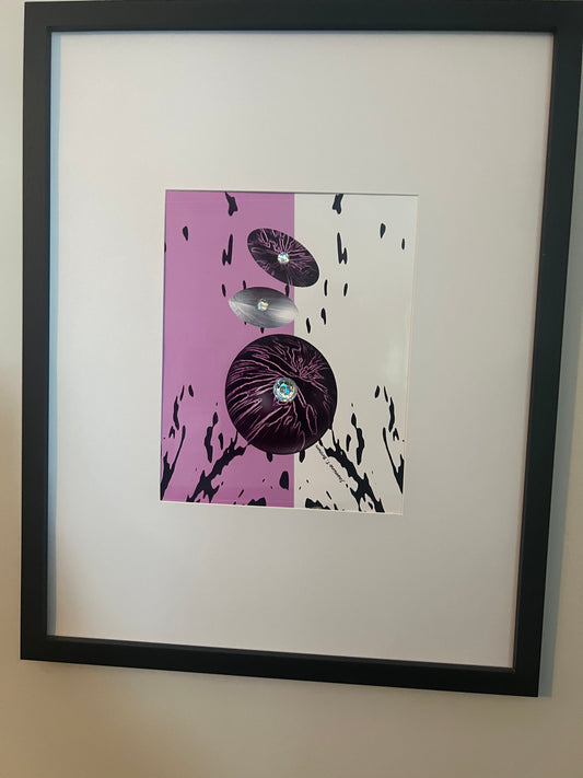 JAS-SIT-UP FRAMED WALL ARTWORK PINK, BLACK, WHITE