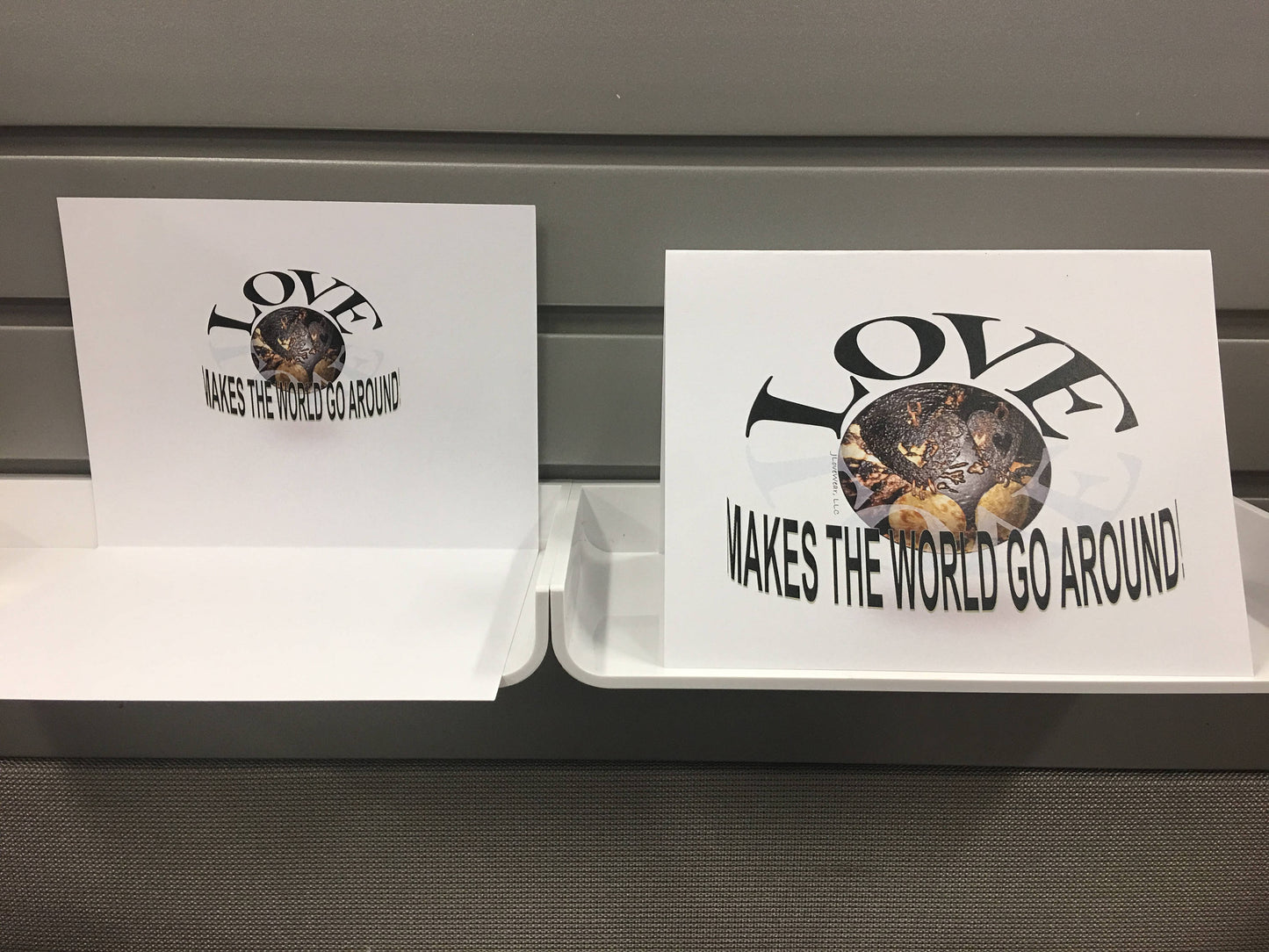 GREETING CARDS