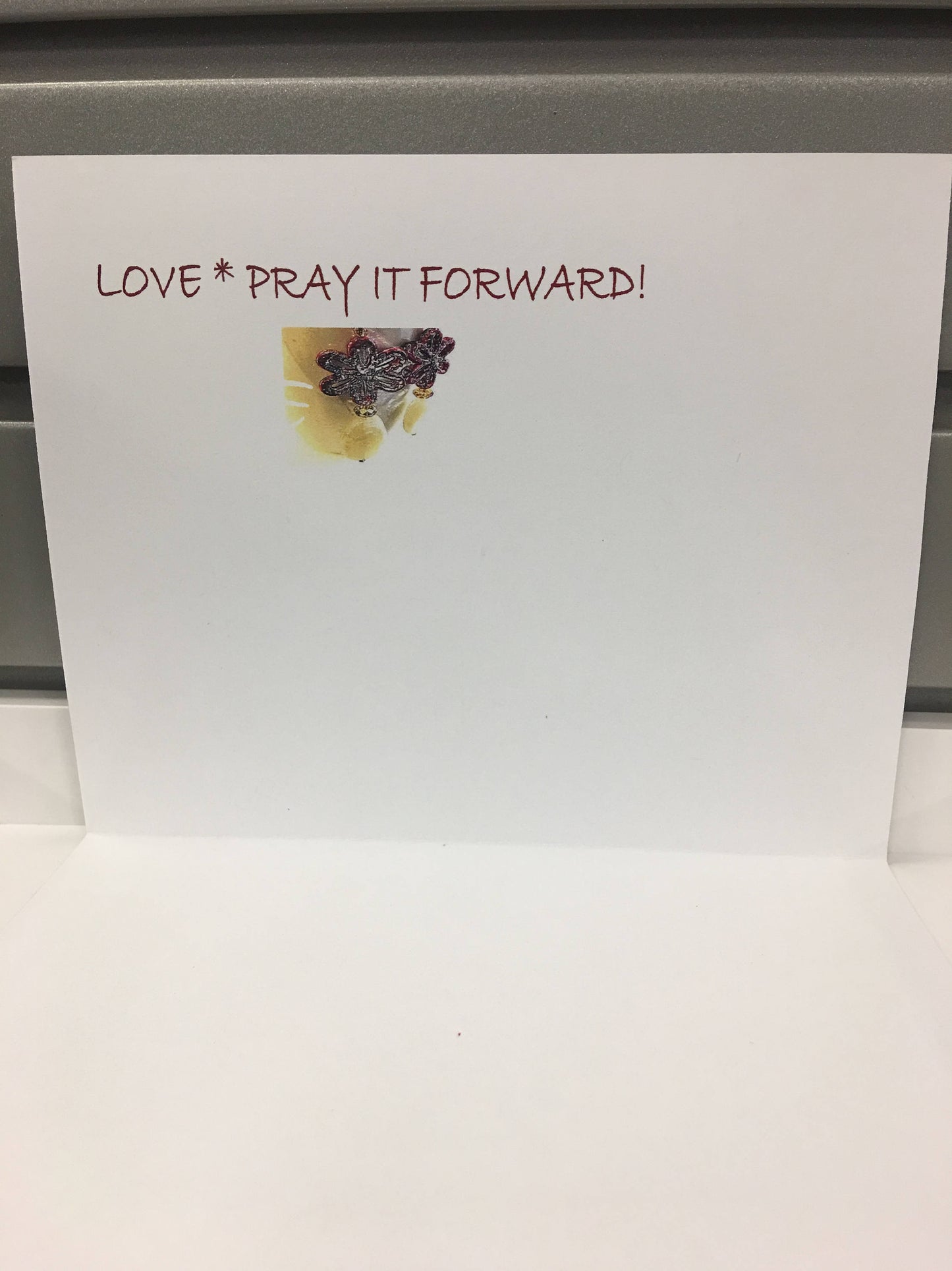 Love * Pray It Forward! Note Cards, Set of 8 Greeting Cards Packaged